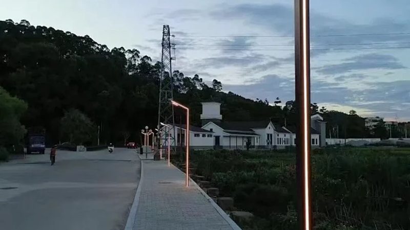 免开槽线条灯：揭秘十大品牌背后的选型逻辑