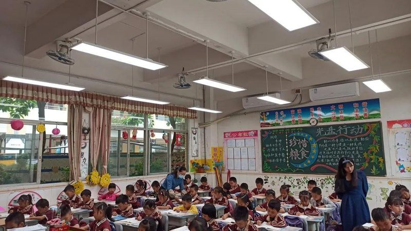 成都智能照明系统：价格背后的技术考量
